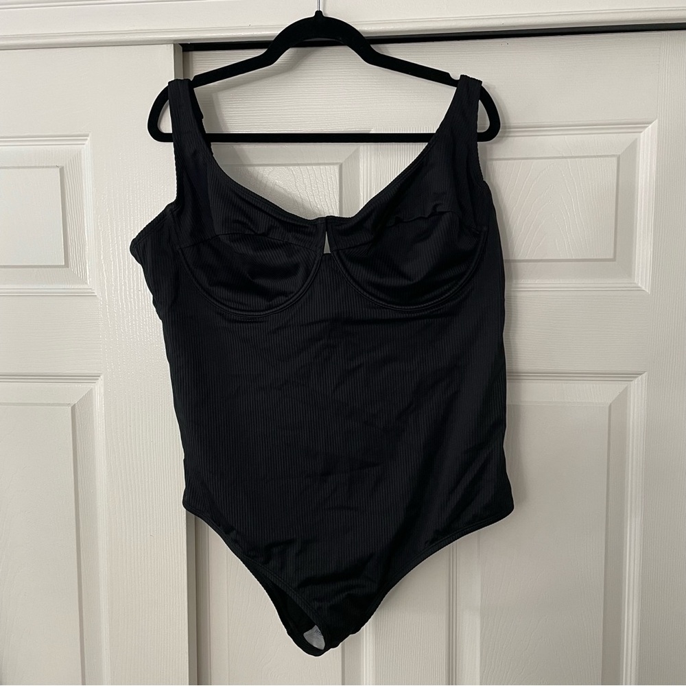 Sofia Vergara One Piece Bathing Suit 2x NWT